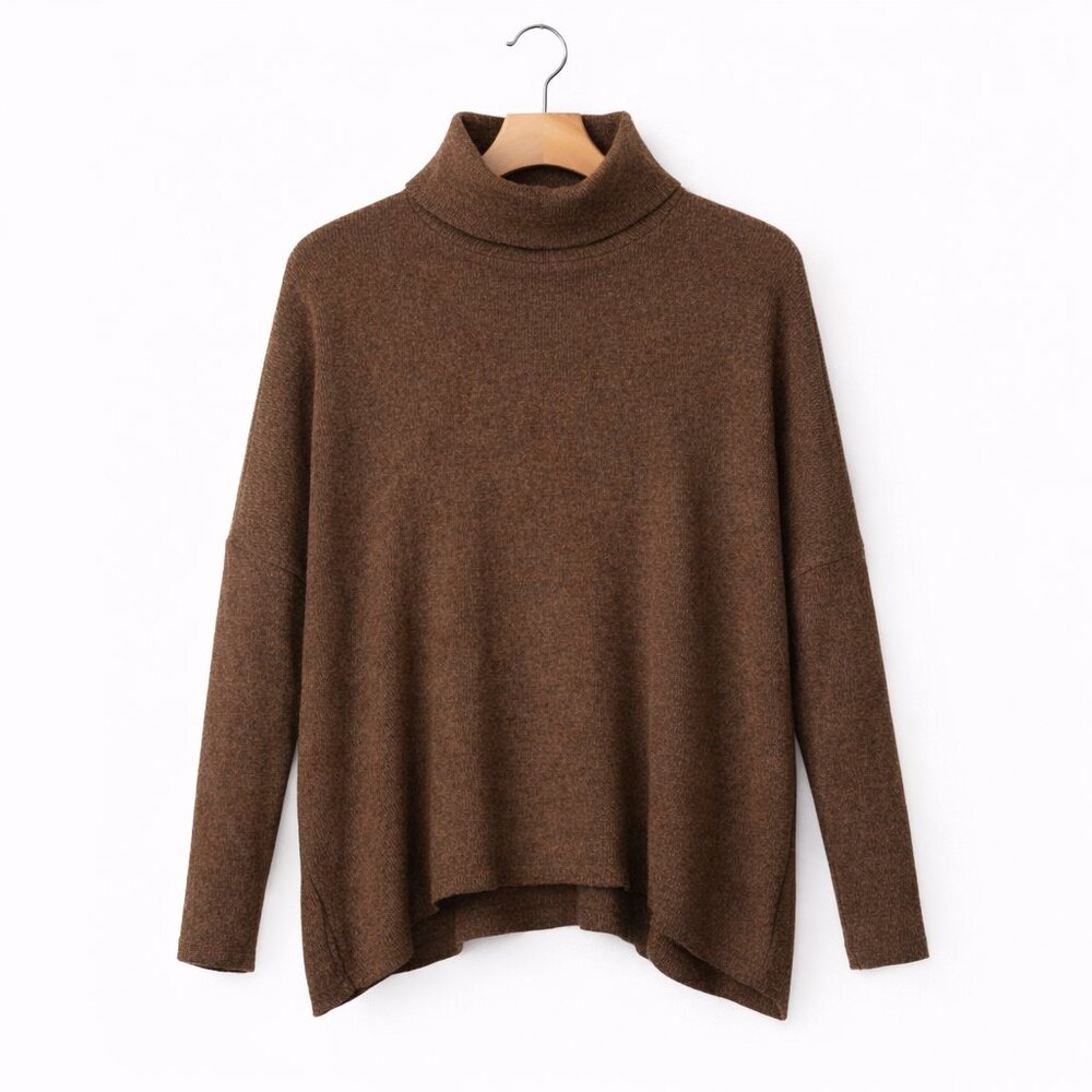 HALSTON | Brown Side Slit Sweater – Women’s Medium
